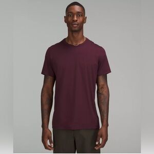 Lululemon fundamental men’s T tshirt red